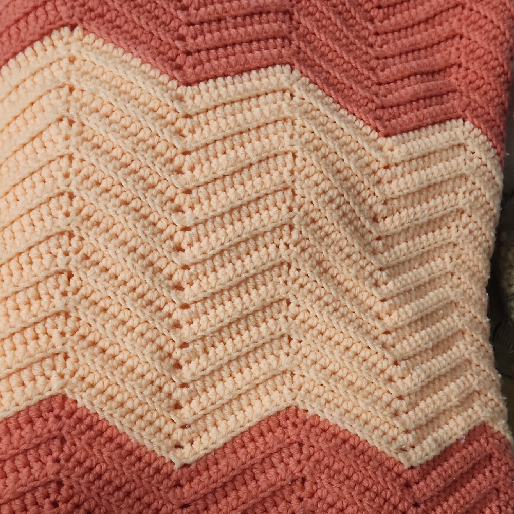 Chevron Knit Vintage Full Crochet Blanket Shades Of Salmon